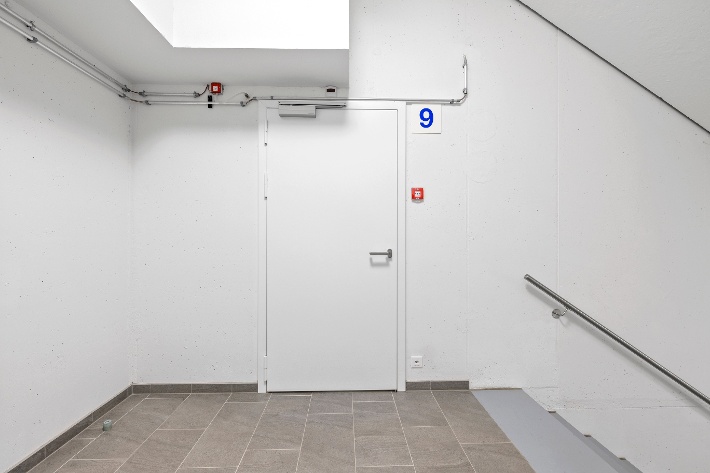 Referenz Goldenes Ei Davos Hammer Metall03