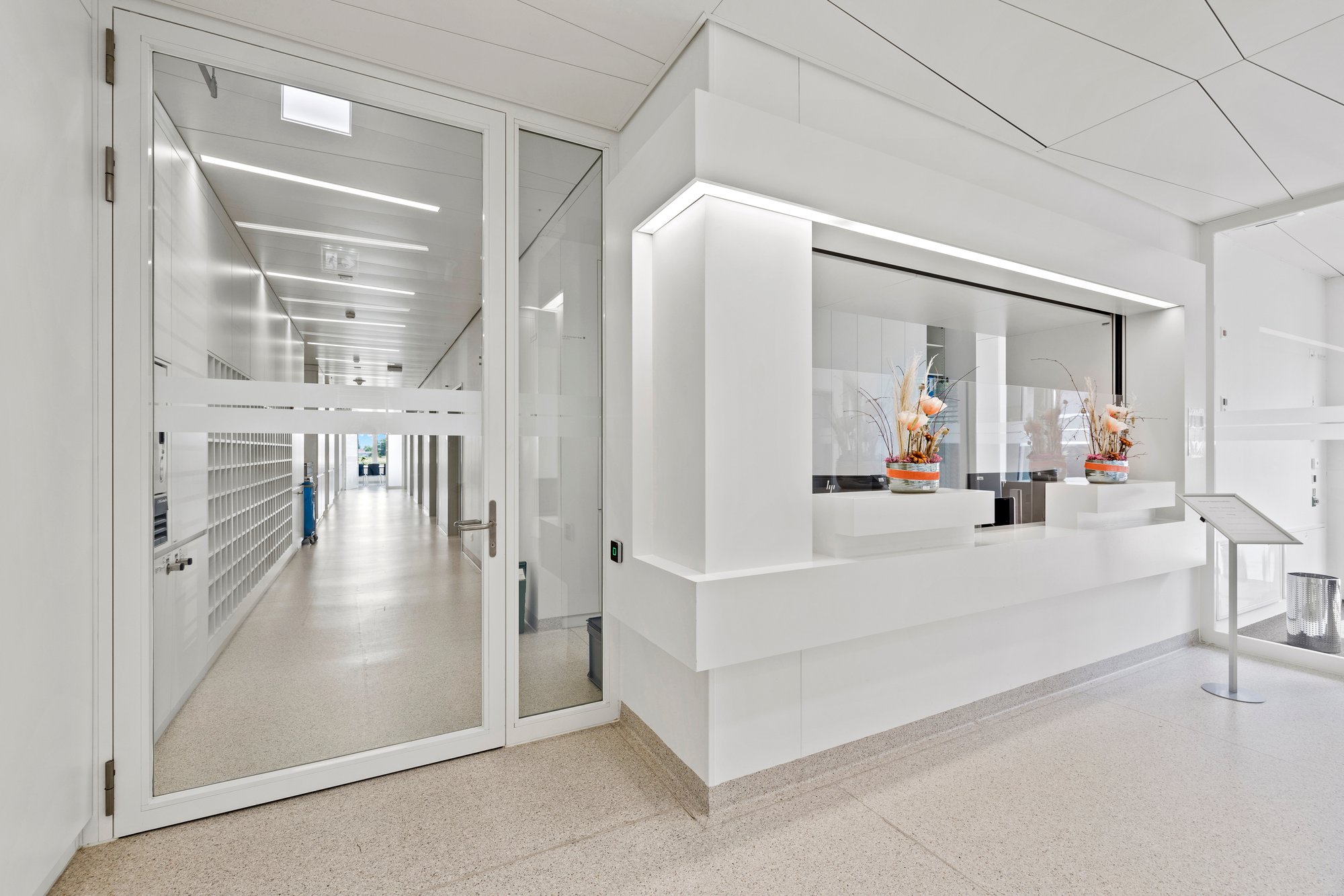 Brandschutztüren in der Referenz Kantonsspital Münsterlingen, Hammer Metall